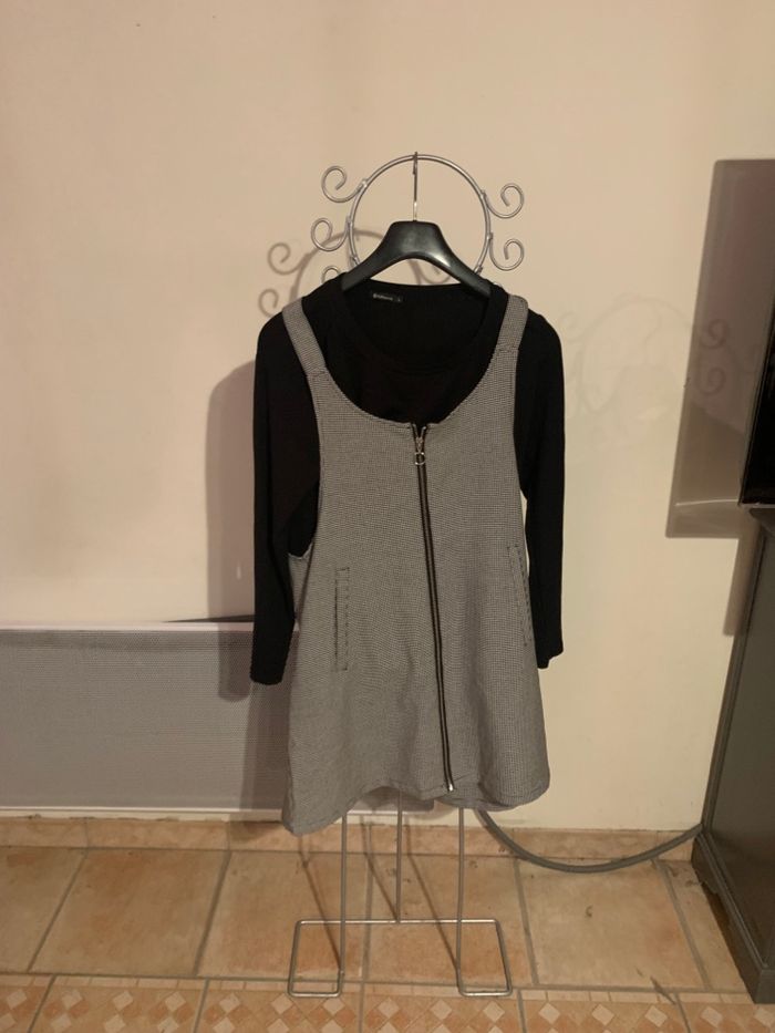 Robe à carreaux et haut