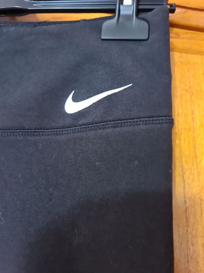 Pantacourt de sport Nike taille S - photo numéro 3