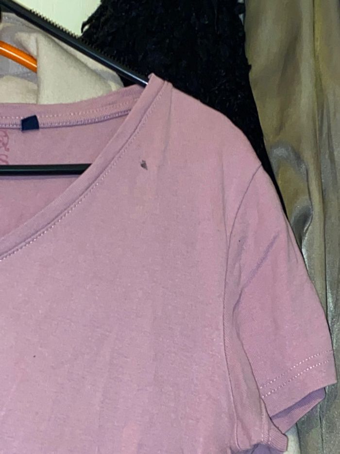 T shirt col V - photo numéro 2