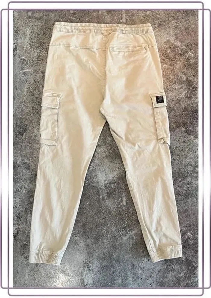 Pantalon cargo beige homme Pull&Bear taille M Men cargo pants Pantaloni uomo Cargohose Herren - photo numéro 2