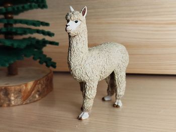 PAPO lama Alpaga Blanc Figurine Animal de la savane