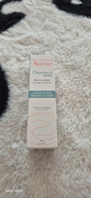 Sérum  avène correcteur peaux à imperfections
