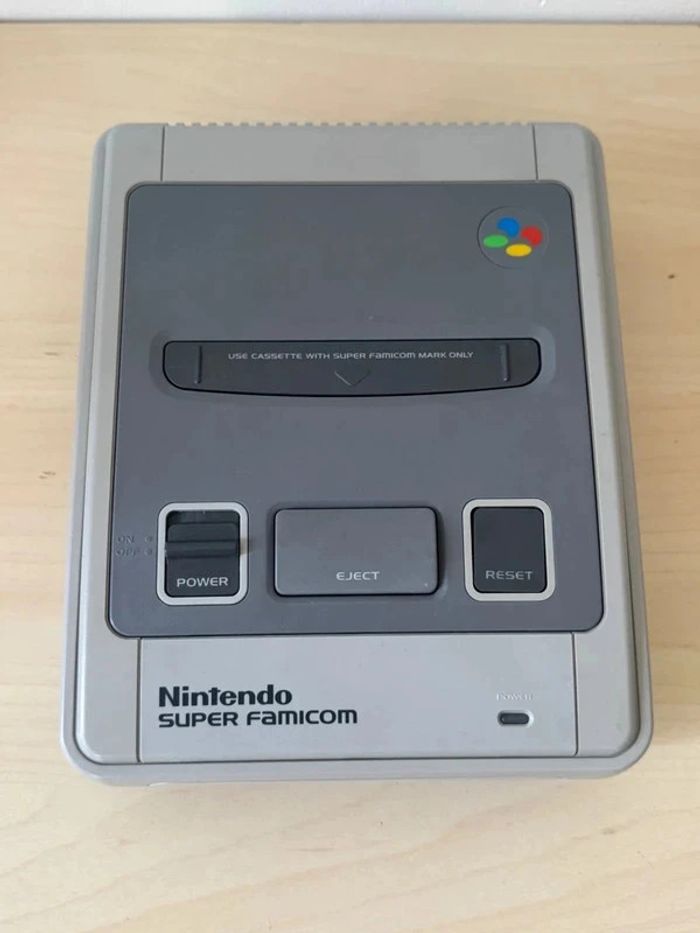 Console dézonée 60/50Hz Nintendo Super Famicom switchless + Donkey Kong Excellent état - photo numéro 6