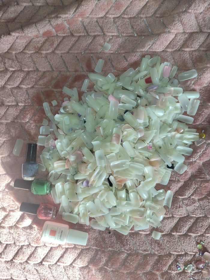 Faux ongles - photo numéro 3