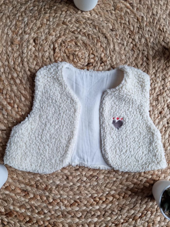 Boléro fille 1 mois - photo numéro 2