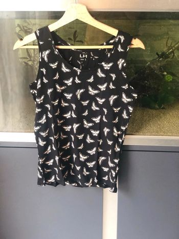 Haut noir papillons