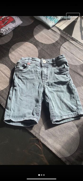 Short jeans