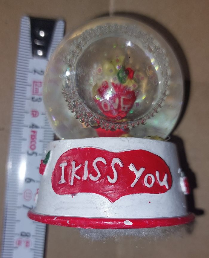 Petite boule à  neige  de Noël  , très bon état. - photo numéro 3