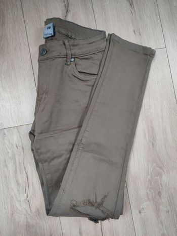 Pantalon femme élastique à trous