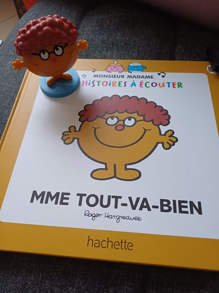 Livre+figurine Mme Tout-va-bien