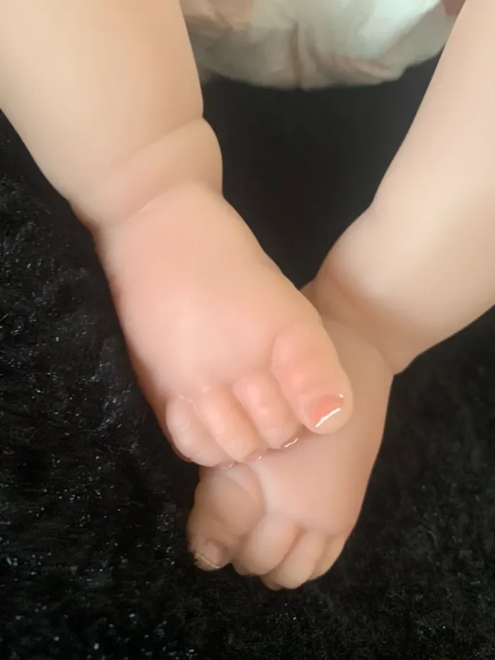 Bébé Reborn réaliste de 48 cm en vinyle souple - photo numéro 6