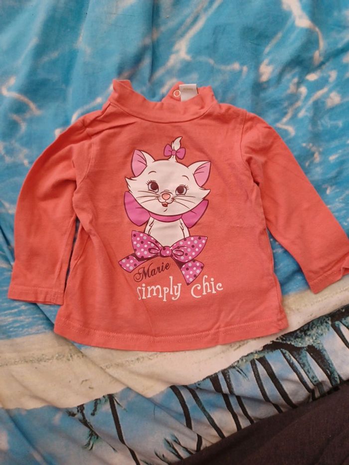 Tee-shirt col roulé disney marie 6 mois