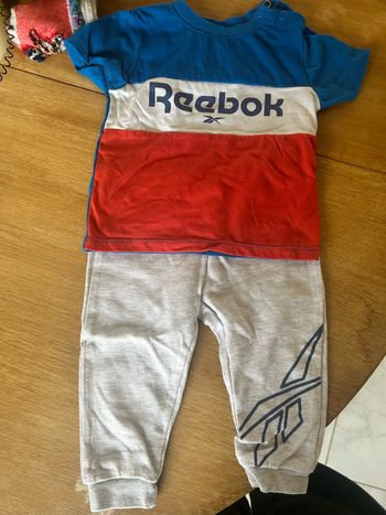 Ensemble Reebok