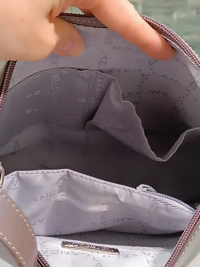 Sac besace bandoulière Lancaster cuir taupe - photo numéro 12