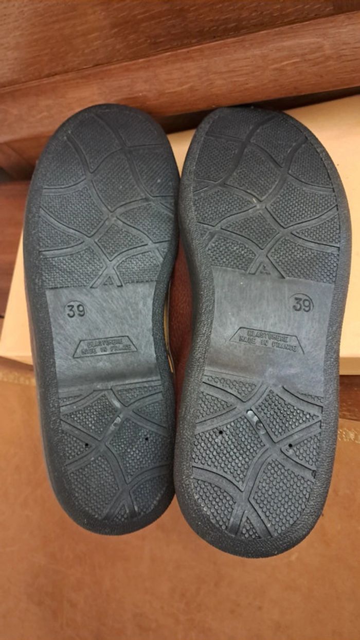 Chaussons 39 NEUFS - photo numéro 6