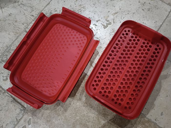 NEUF - Tupperware, shake party pour marinades, égoutter les asperges, les panures - photo numéro 2