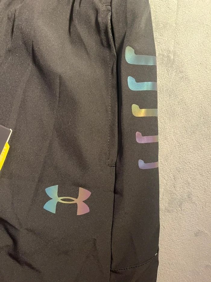 Short Under Armour Reflective Black HeatGear – Taille L - photo numéro 3