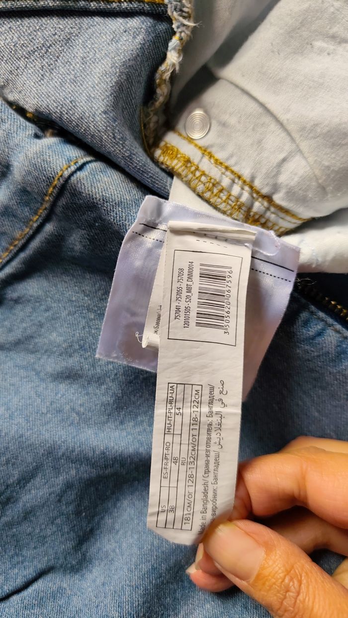 Jeans
