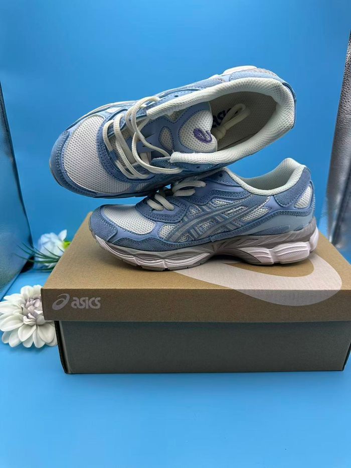 ASICS GEL-NYC Bleu -- Taille 38 - photo numéro 4