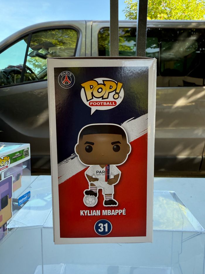 Figurine Funko Pop! Football Paris Saint Germain #31 Kylian Mbappe - photo numéro 2
