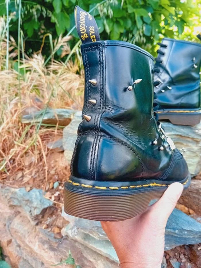 Dr. Martens made in England 🇬🇧 custom clous et piercings uk6 39 - photo numéro 5
