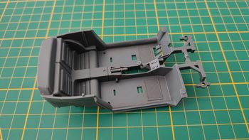 Châssis intérieur pièce détachée miniature Porsche 959 1/24 Burago #B46