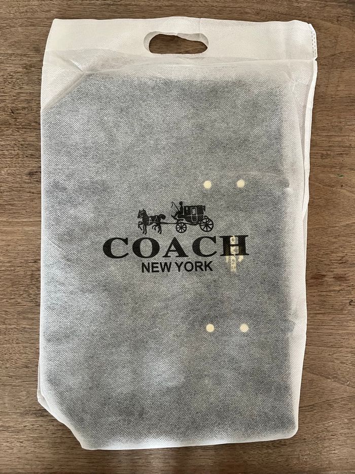 Sac Coach New York Noir – Modèle Tote / Fourre-tout – Neuf - photo numéro 6
