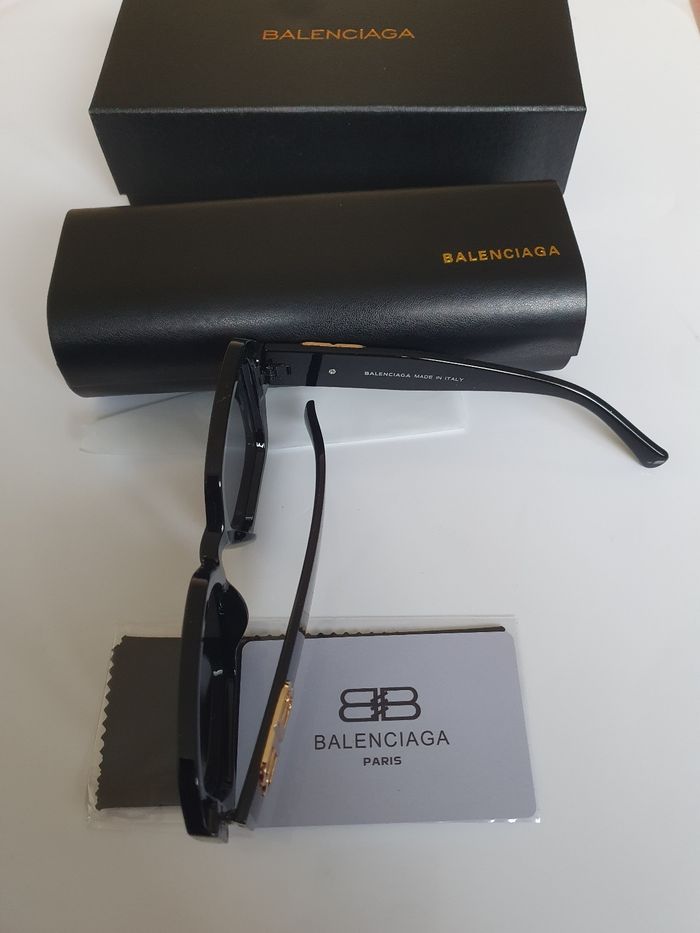 Lunettes de Soleil - photo numéro 5