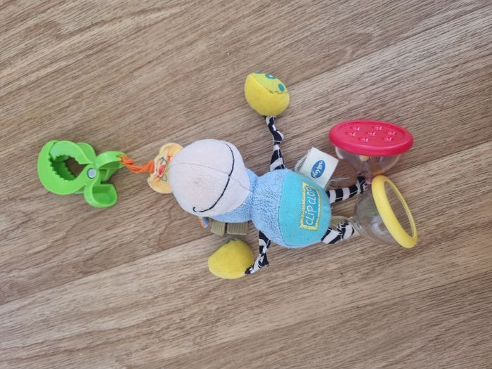 Peluche hochet Playgro