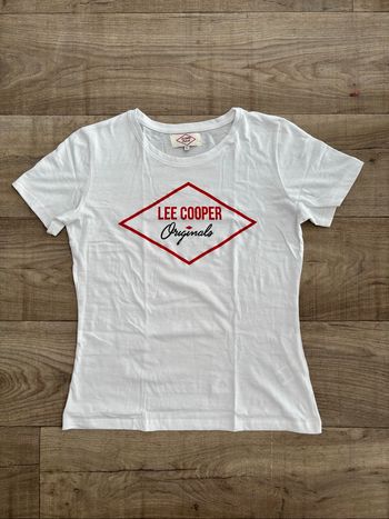TEE shirt lee Cooper