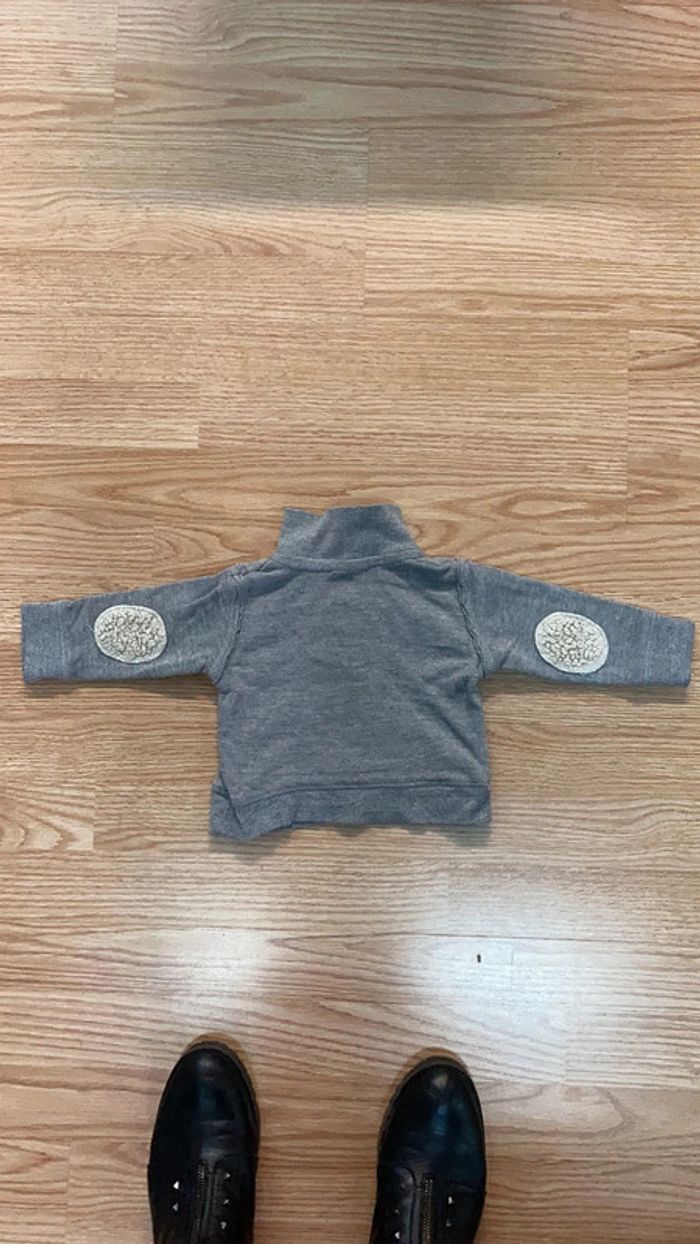 Pull sweat Zara beach boy 3/6mois - photo numéro 5