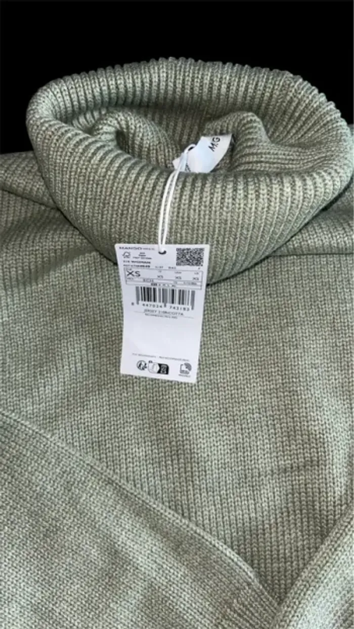 Col roulé maille Mango neuf avec étiquette xs