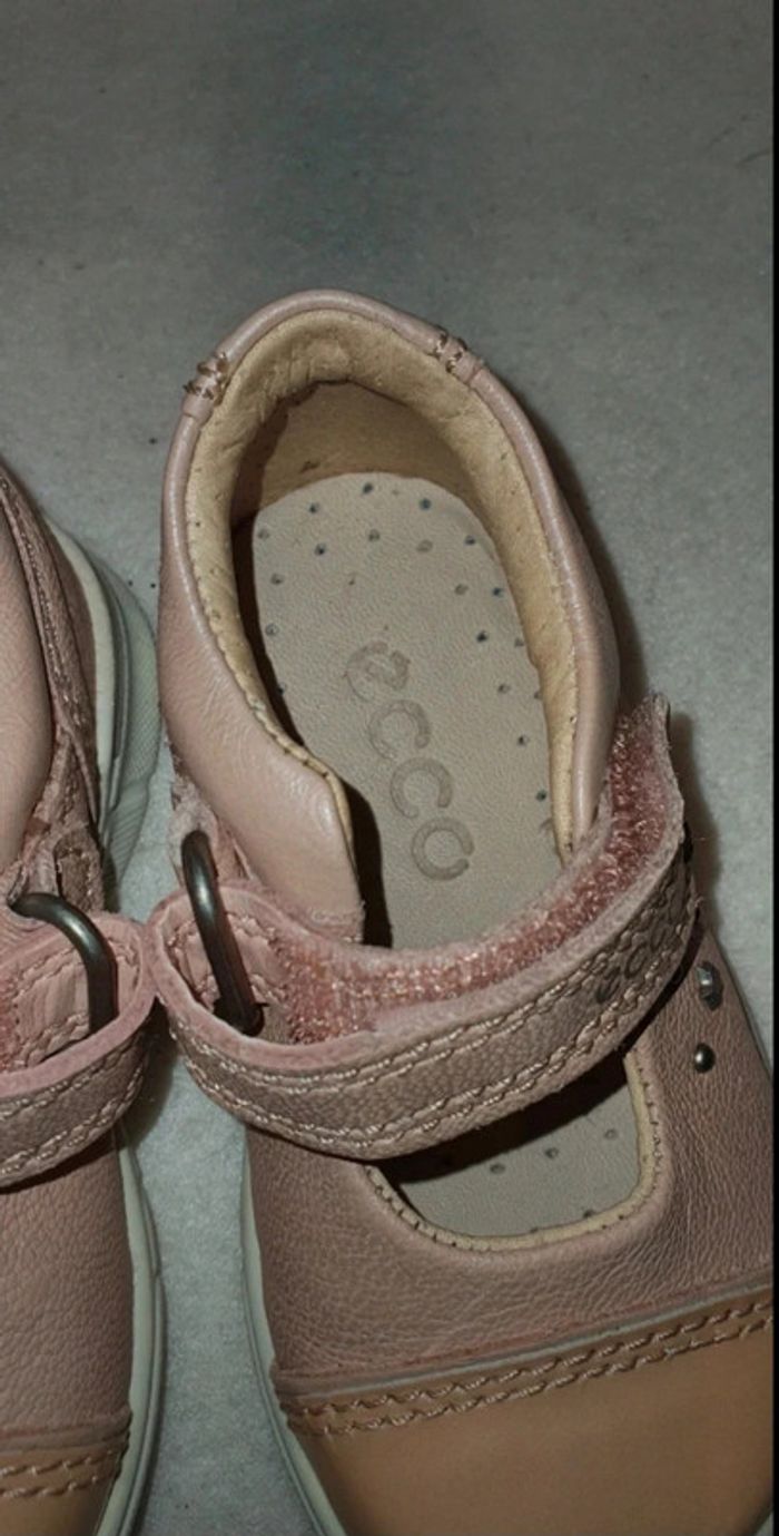 Chaussures fille 19 - photo numéro 4