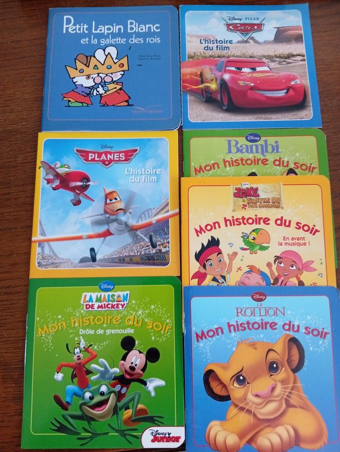 Lot 7 petits livres