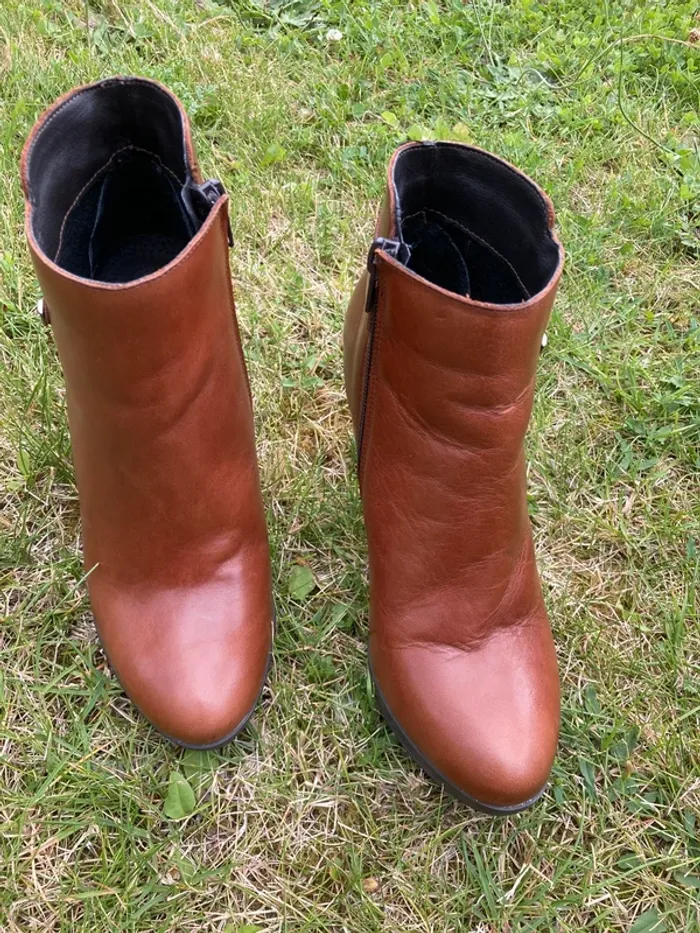 Bottines à talon cuir cognac pointure 36 - photo numéro 4