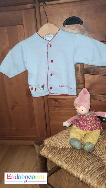 Gilet jacadi 3 mois bon etat