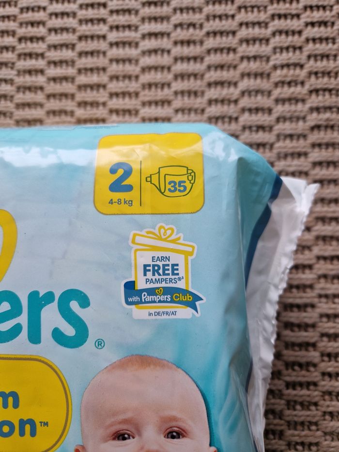 Pampers prenium taille 2 - photo numéro 2