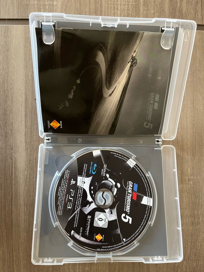 Gran Turismo 5 Ps3 - photo numéro 3