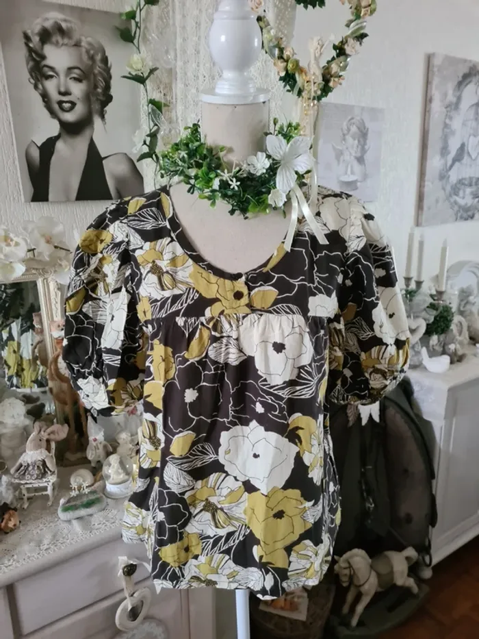 Jolie Blouse Tissaia T 36 Neuve - photo numéro 2