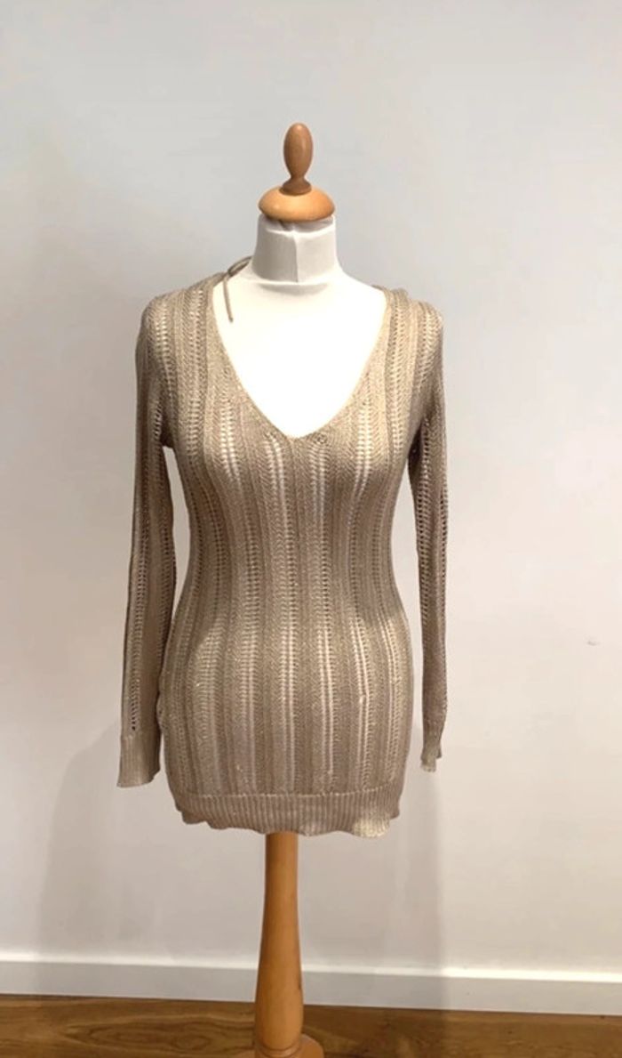 Pull d’été doré Voyelles