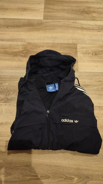 Veste extérieure zip avec poche capuche noir taille M Adidas