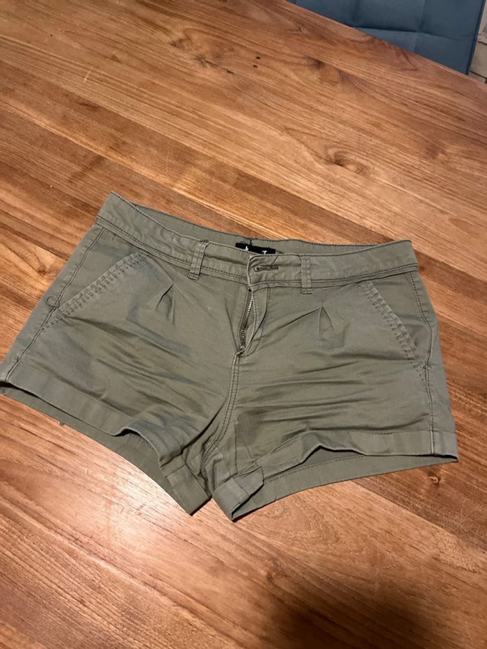Short Jennyfer taille 36