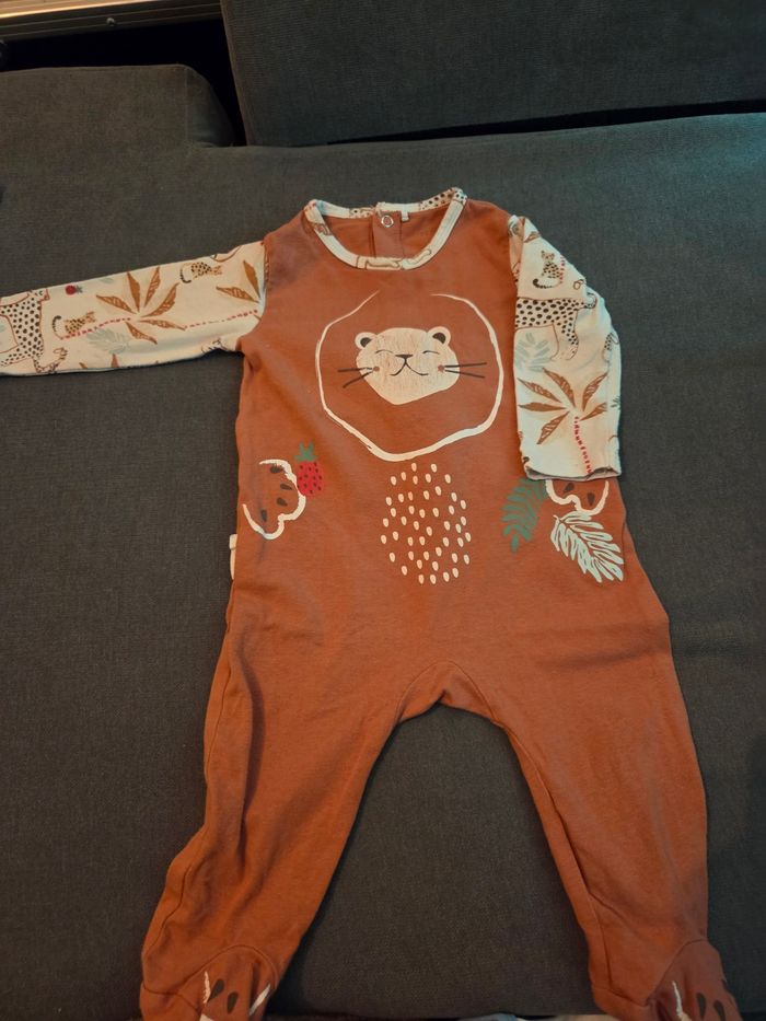4 Pyjamas 6 mois - photo numéro 2