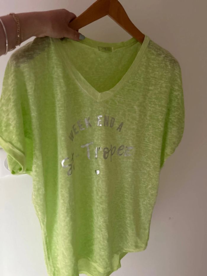 T-shirt vert pomme  « week end a st tropez » - photo numéro 2