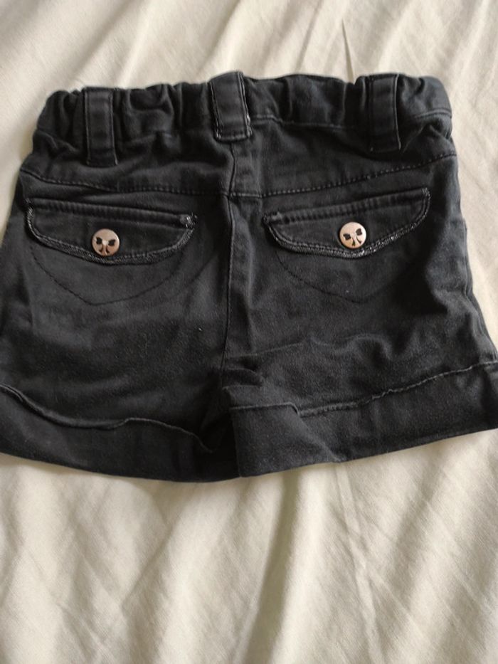 Short T2A kidkanaï - photo numéro 2