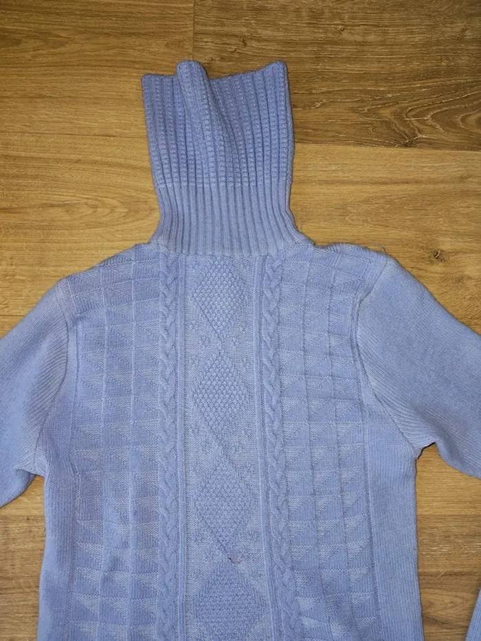 Pull violet tresse - photo numéro 2