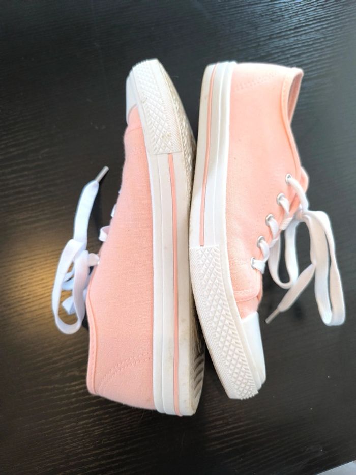 Chaussures rose - photo numéro 5