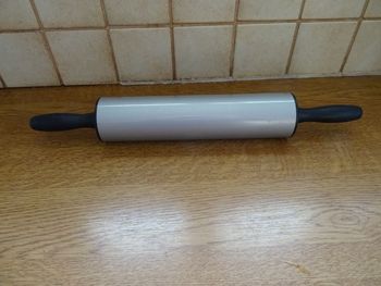 Rouleau pâtisserie acier