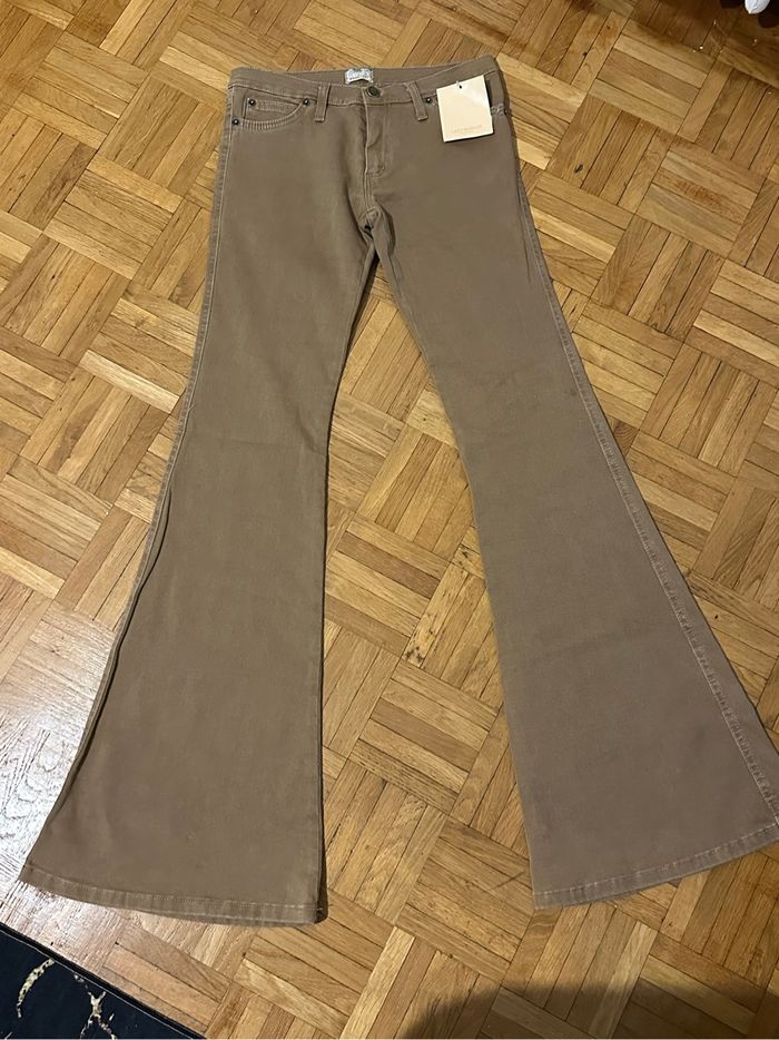 Pantalon patte d’éléphant - photo numéro 2