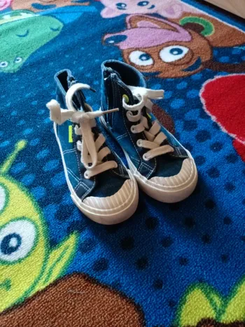 Basket montante T. 27